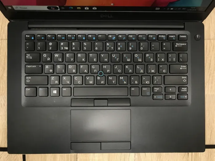 Ноутбук Б-клас Dell Latitude 7490 / 14" (1920x1080) IPS / Intel Core i5-8350U (4 (8) ядра по 1.7 - 3.6 GHz) / 8 GB DDR4 / 256 GB SSD M.2 / Intel UHD Graphics 620 / WebCam / USB 3.1 / HDMI б/в - зображення 4