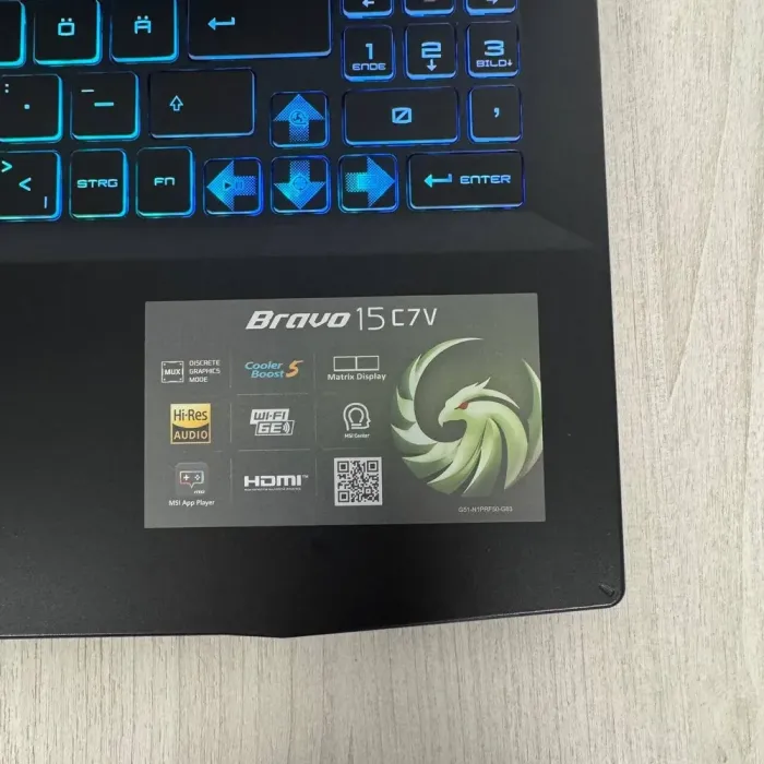 Ігровий ноутбук MSI Bravo 15 C7VFK / 15.6" (1920x1080) IPS / AMD Ryzen 7 7735HS (8 (16) ядер по 3,2 - 4,75 ГГц) / 16 ГБ DDR5 / 512 ГБ SSD NVMe / nVidia GeForce RTX 4060, 8 ГБ GDDR6, 128-bit / WebCam б/в - зображення 9
