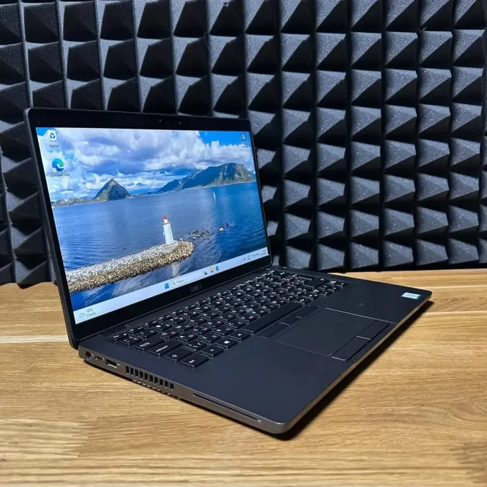 Ноутбук Dell Latitude 5401 / 14" (1920x1080) IPS / Intel Core i7-9750H (6 (12) ядер по 2.6 - 4.5 GHz) / 16 GB DDR4 / 256 GB SSD / Intel UHD Graphics 630 / WebCam б/в - зображення 5