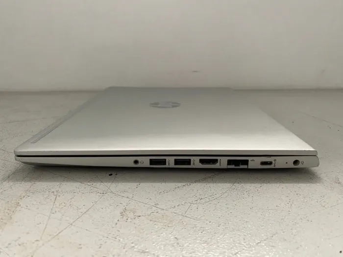 Ультрабук Б-клас HP ProBook 445 G6 / 14" (1366x768) TN / AMD Ryzen 3 2200U (2 (4) ядра по 2.5 - 3.4 GHz) / 8 GB DDR4 / 128 GB SSD / AMD Radeon Vega 3 Graphics / WebCam б/в - зображення 4