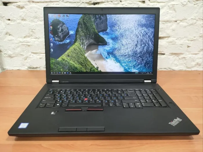 Мобільна робоча станція Lenovo ThinkPad P70 / 17.3" (1920x1080) IPS / Intel Core i7-6700HQ (4 (8) ядра по 2.6 - 3.5 GHz) / 32 GB DDR4 / 480 GB SSD / nVidia Quadro M4000M, 4 GB GDDR5, 256-bit / WebCam б/в - зображення 2