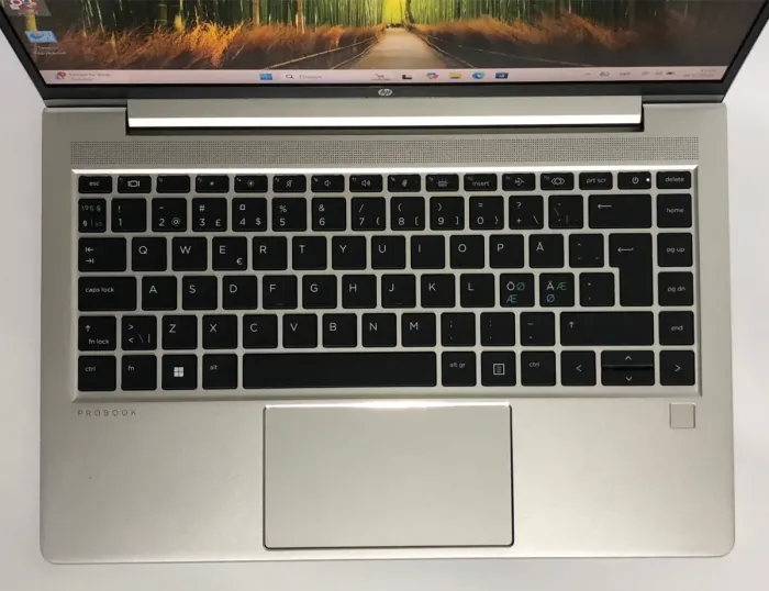 Ігровий ультрабук HP ProBook 440 G8 / 14" (1920x1080) IPS / Intel Core i7-1165G7 (4 (8) ядра по 2,8 - 4,7 ГГц) / 16 ГБ DDR4 / 512 ГБ SSD / nVidia GeForce MX450, 2 ГБ GDDR5, 64-біт / WebCam / Win 11 Pro б/в - изображение 8