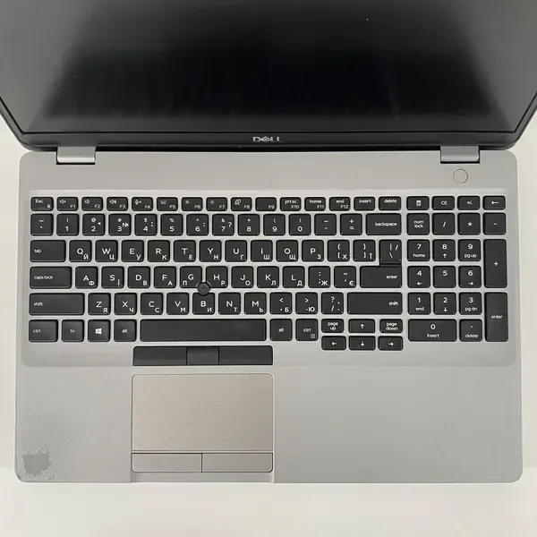 Ультрабук Б-клас Dell Latitude 5510 / 15.6" (1920x1080) IPS / Intel Core i7-10610U (4 (8) ядра по 1.8 - 4.9 GHz) / 16 GB DDR4 / 256 GB SSD / Intel UHD Graphics / WebCam / SIM б/в - зображення 3