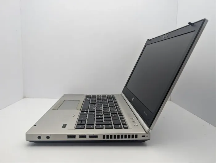 Ноутбук HP EliteBook 8470p / 14" (1366x768) TN / Intel Core i5-3320M (2 (4) ядра по 2.6 - 3.3 GHz) / 8 GB DDR3 / 640 GB HDD / Intel HD Graphics 4000 / WebCam / DVD-ROM б/в - зображення 5