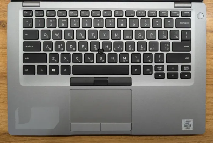 Ультрабук Dell Latitude 5410 / 14" (1920x1080) IPS / Intel Core i5-10310U (4 (8) ядра по 1.7 - 4.4 GHz) / 16 GB DDR4 / 512 GB SSD / Intel UHD Graphics / WebCam / Windows 10 б/в - зображення 3