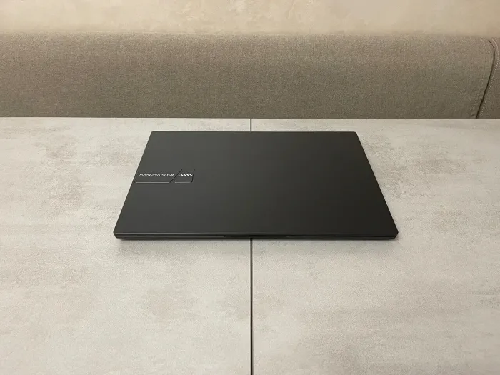 Ноутбук Asus VivoBook F1605ZA-WS74 / 16" (1920x1080) IPS / Intel Core i7-1255U (10 (12) ядер по 3.5 - 4.7 GHz) / 24 GB DDR4 / 1000 GB SSD M.2 / Intel Iris Xe Graphics / WebCam б/в - зображення 8