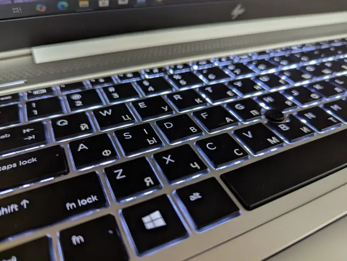 Ультрабук HP EliteBook 850 G6 / 15.6" (1920x1080) IPS / Intel Core i5-8265U (4 (8) ядра по 1.6 - 3.9 GHz) / 16 GB DDR4 / 512 GB SSD / Intel UHD Graphics 620 / WebCam / HDMI / Windows 10 б/в - зображення 6