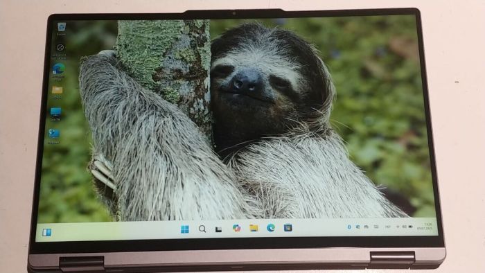 Ультрабук-трансформер Lenovo Yoga 7 16ARP8 / 16" (1920x1080) IPS Touch / AMD Ryzen 5 7535U (6 (12) ядер по 2.9 - 4.55 GHz) / 8 GB DDR5 / 512 GB SSD / AMD Radeon 660M / WebCam б/в - зображення 14