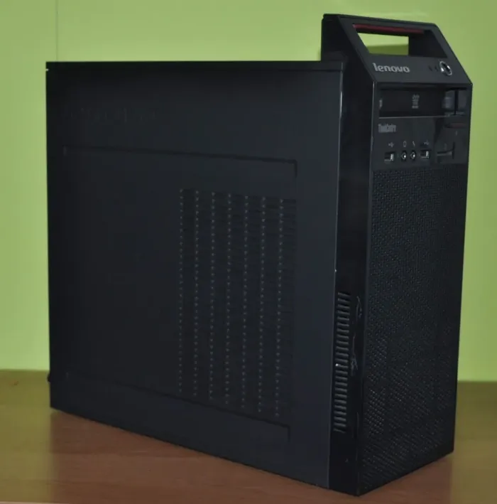 Комп'ютер Lenovo ThinkCentre E73 Tower / Intel Core i5-4570 (2 (4) ядра по 3.2 - 3.6 GHz) / 8 GB DDR3 / 240 GB SSD / Intel HD Graphics 4600 / DVD-ROM б/в - зображення 4