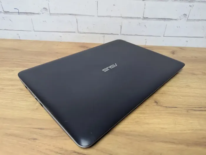 Ноутбук Asus R558U / 15.6" (1920x1080) TN / Intel Core i5-7200U (2 (4) ядра по 2.5 - 3.1 GHz) / 16 GB DDR4 / 500 GB SSD / Intel HD Graphics 620 / WebCam б/в - зображення 7