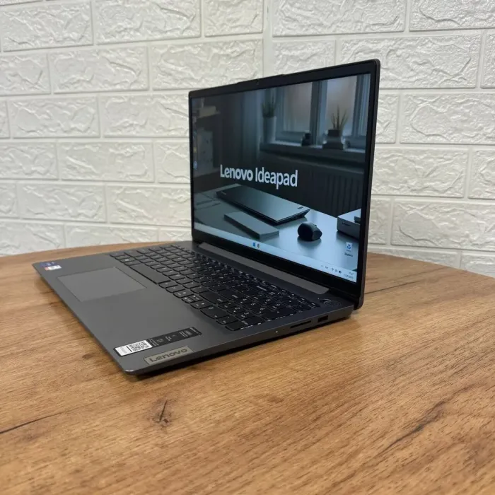 Ультрабук Б-клас Lenovo IdeaPad 3 15IAU7 / 15.6" (1920x1080) IPS / Intel Core i7-1255U (10 (12) ядер по 1.7 - 4.7 GHz) / 16 GB DDR4 / 256 GB SSD NVMe / Intel Iris Xe Graphics / WebCam б/в - зображення 5
