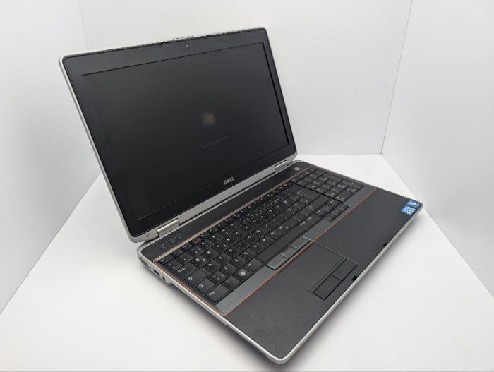 Ноутбук Dell Latitude E6520 / 15.6" (1920x1080) TN / Intel Core i7-2620M (2 (4) ядра по 2.7 - 3.4 GHz) / 8 GB DDR3 / 1000 GB HDD / Intel HD Graphics 3000 / WebCam / DVD-ROM б/в - зображення 6