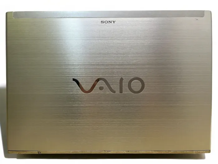 Ноутбук Б-клас Sony SVT131A11V / 13.3" (1366x768) TN / Intel Core i5-3317U (2 (4) ядра по 1.7 - 2.6 GHz) / 8 GB DDR3 / 120 GB SSD / Intel HD Graphics 4000 / WebCam б/в - зображення 6