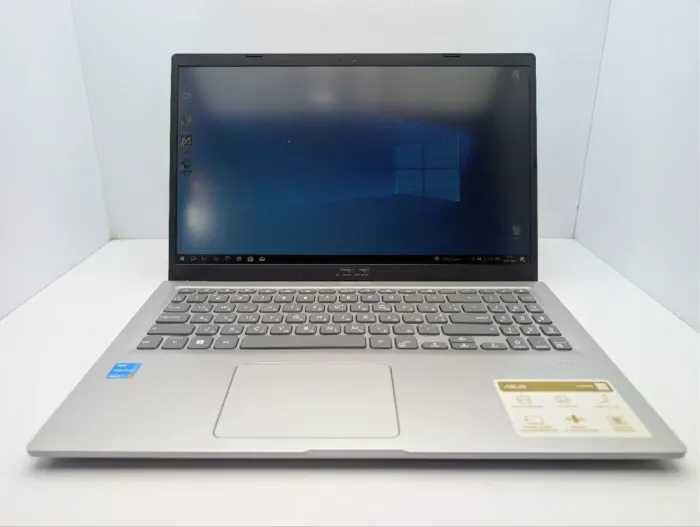 Ноутбук Asus VivoBook 15 X515E / 15.6" (1920x1080) IPS / Intel Pentium Gold 7505 (2 (4) ядра по 3.5 GHz) / 12 GB DDR4 / 240 GB SSD / Intel UHD Graphics / WebCam б/в - зображення 2