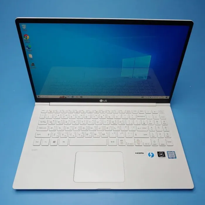 Ультрабук LG Gram 15ZD990-VX50K / 15.6" (1920x1080) IPS / Intel Core i5-8265U (4 (8) ядра по 1.6 - 3.9 GHz) / 8 GB DDR4 / 256 GB SSD / Intel UHD Graphics 620 / WebCam / Win 10 Home б/в - зображення 8