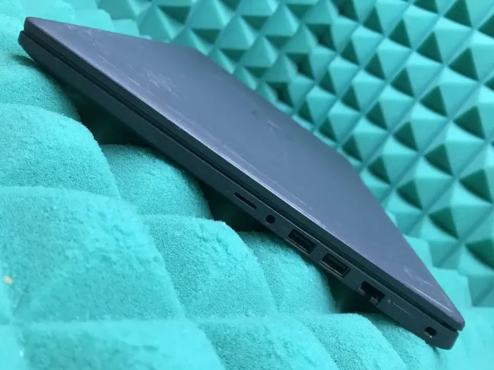 Ноутбук Б-клас Dell Latitude 3510 / 15.6" (1920x1080) IPS / Intel Core i5-10210U (4 (8) ядра по 1.6 - 4.2 GHz) / 8 GB DDR4 / 256 GB SSD M.2 / Intel UHD Graphics / WebCam / USB 3.2 / HDMI / Windows 10 лицензия б/в - зображення 8