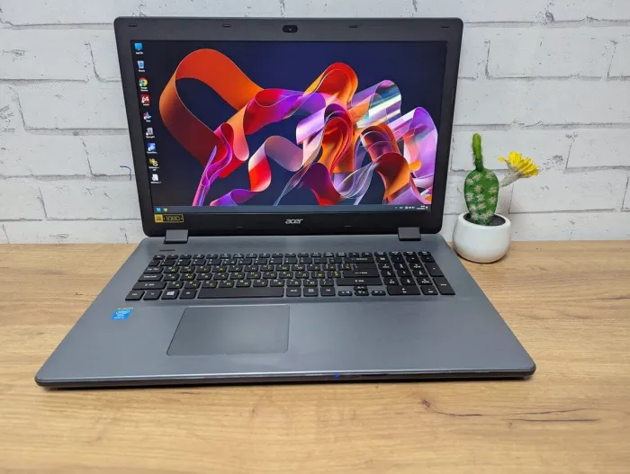 Ноутбук Б-клас Acer Aspire E5-771G / 17.3" (1920x1080) TN / Intel Core i5-4210U (2 (4) ядра по 1.7 - 2.7 GHz) / 8 GB DDR3 / 128 GB SSD / Intel HD Graphics 4400 / WebCam / DVD-ROM б/в - зображення 2