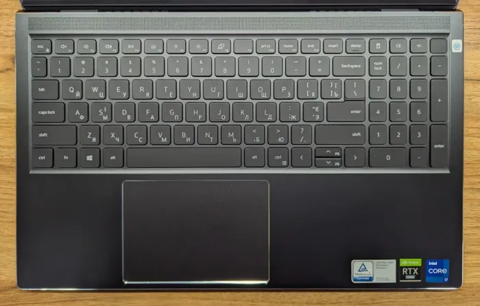 Ігровий ноутбук Dell Vostro 15 7510 / 15.6" (1920x1080) IPS / Intel Core i7-11800H (8 (16) ядер по 2.3 - 4.6 GHz) / 16 GB DDR4 / 1000 GB SSD / nVidia GeForce RTX 3050 Ti, 4 GB GDDR6, 128-bit / WebCam / Fingerprint / Windows 10 б/в - зображення 3