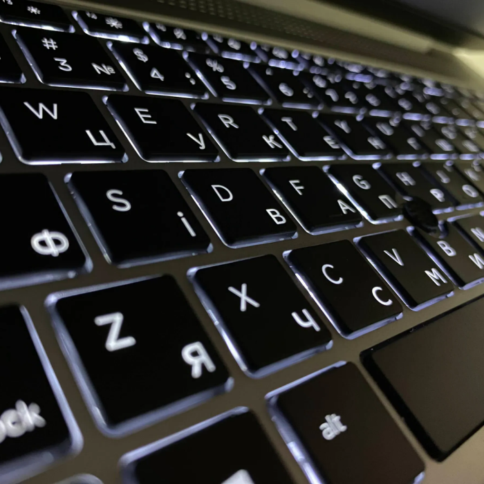 Ультрабук Б-клас HP EliteBook 840 G5 / 14" (1920x1080) IPS / Intel Core i5-8350U (4 (8) ядра по 1.7 - 3.6 GHz) / 16 GB DDR4 / 256 GB SSD / Intel UHD Graphics 620 / WebCam / Fingerprint б/в - зображення 6