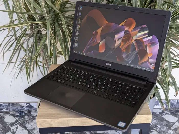 Ноутбук Б-клас Dell Vostro 3558 / 15.6" (1366x768) TN / Intel Core i5-7200U (2 (4) ядра по 2.1 - 4.1 GHz) / 16 GB DDR4 / 180 GB SSD / Intel HD Graphics 620 / WebCam / DVD-ROM б/в - зображення 5