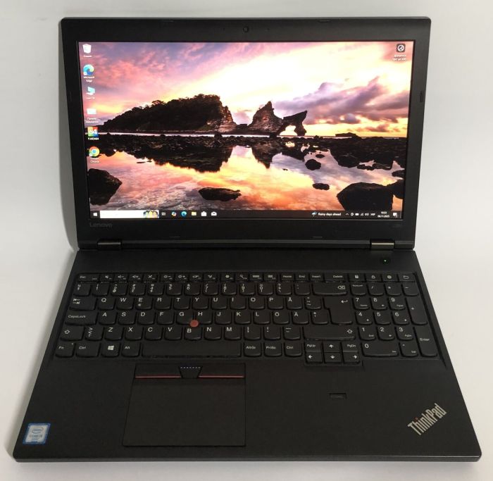 Ноутбук Lenovo ThinkPad L560 / 15.6" (1920x1080) IPS / Intel Core i5-6200U (2 (4) ядра по 2.3 - 2.8 GHz) / 8 GB DDR3 / 256 GB SSD / Intel HD Graphics 520 / WebCam / DVD-ROM / Win 10 Pro б/в - зображення 2