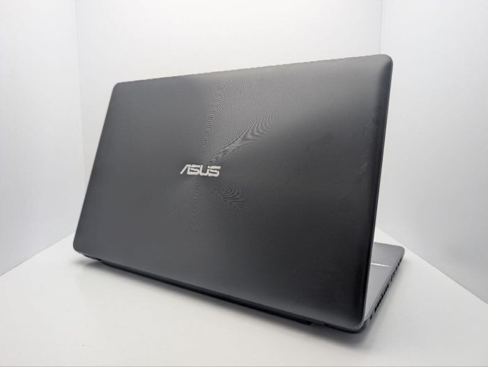 Ноутбук Asus X750 / 17.3'' (1600x900) TN / Intel Core i5-4200U (2 (4) ядра по 1.6 - 2.6 GHz) / 16 GB DDR3 / 1000 GB HDD / nVidia GeForce GT 740M, 2 GB GDDR3, 64-bit / WebCam / DVD-ROM б/в - зображення 8