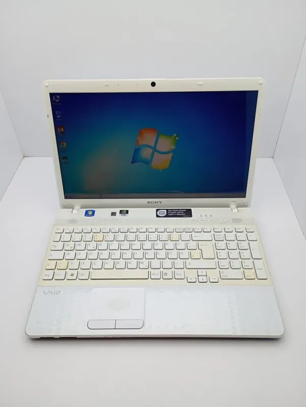 Ноутбук Sony VP156 / 15.6" (1366x768) TN / Intel Core i3-2330M (2 (4) ядра по 2.2 GHz) / 6 GB DDR3 / 500 GB HDD / nVidia GeForce 410M, 1 GB GDDR3, 64-bit / WebCam б/в - зображення 7