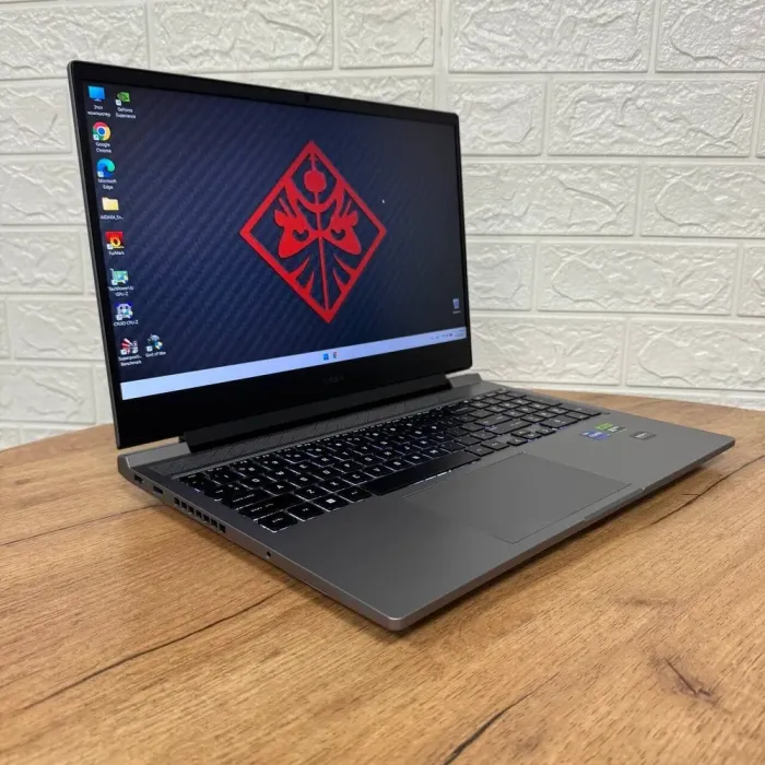 Ігровий ноутбук Б-клас HP Omen 16-ae0001nr / 16.1" (1920x1080) IPS / Intel Core i7-14700HX (20 (28) ядер по 1.5 - 5.5 GHz) / 32 GB DDR5 / 1000 GB SSD NVMe / nVidia GeForce RTX 4070, 8 GB GDDR6, 128-bit / WebCam б/в - зображення 4