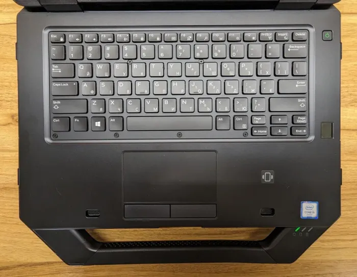 Захищений ноутбук Dell Rugged Latitude 5414 / 14" (1920x1080) IPS Touch / Intel Core i5-6300U (2 (4) ядра по 2.4 - 3.0 GHz) / 16 GB DDR4 / 512 GB SSD / Intel HD Graphics 520 / WebCam / Fingerprint / Windows 10 б/в - зображення 3