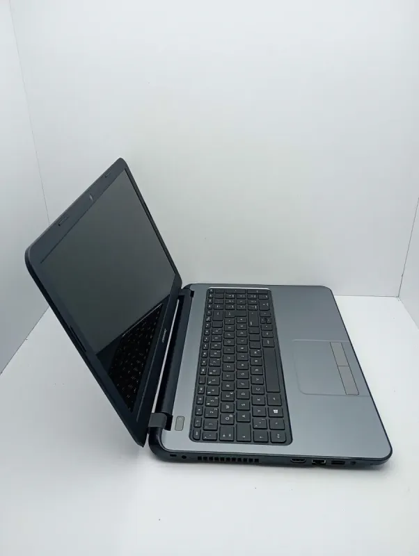 Ноутбук HP Compaq 15 / 15.6" (1366x768) TN / AMD A4-5000 (4 ядра по 1.5 GHz) / 8 GB DDR3 / 640 GB HDD / AMD Radeon HD 8330 Graphics / WebCam / HDMI б/в - зображення 5