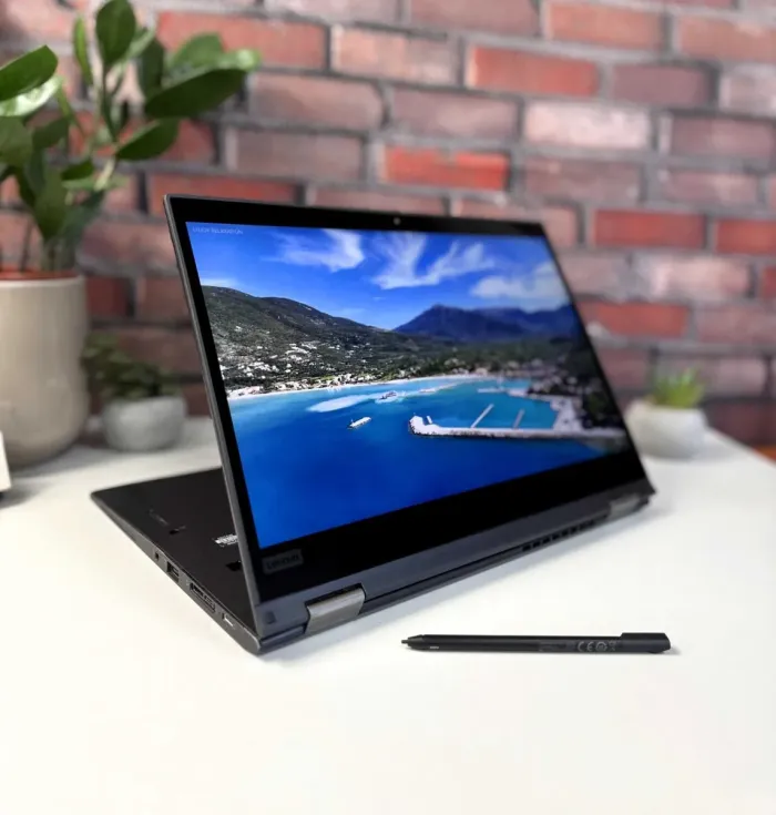 Ультрабук-трансформер Lenovo ThinkPad X13 Yoga Gen 1 / 13.3" (1920x1080) IPS Touch / Intel Core i5-10310U (4 (8) ядра по 1.7 - 4.4 GHz) / 16 GB DDR4 / 256 GB SSD / Intel UHD Graphics / WebCam / Windows 10 Pro б/в - зображення 2