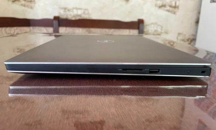 Робоча станція Dell Precision 5540 / 15.6" (3840x2160) UHD 4K IPS Touch / Intel Core i9-9980HK (8 (16) ядер по 2.4 - 5.0 GHz) / 32 GB DDR4 / 256 GB SSD / nVidia Quadro T2000, 4 GB GDDR5, 128-bit / WebCam б/в - зображення 7