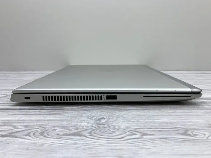 Ультрабук Б-клас HP EliteBook 830 G6 / 13.3" (1920x1080) IPS Touch / Intel Core i5-8365U (4 (8) ядра по 1.6 - 4.1 GHz) / 8 GB DDR4 / 256 GB SSD / Intel UHD Graphics / WebCam б/в - зображення 4