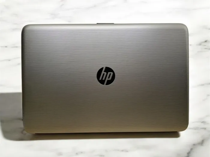 Ноутбук Б-клас HP 15-ay087ur / 15.6" (1366x768) TN / Intel Pentium N3710 (4 ядра по 1.6 - 2.56 GHz) / 4 GB DDR3 / 500 GB HDD / Intel HD Graphics / WebCam б/в - зображення 5