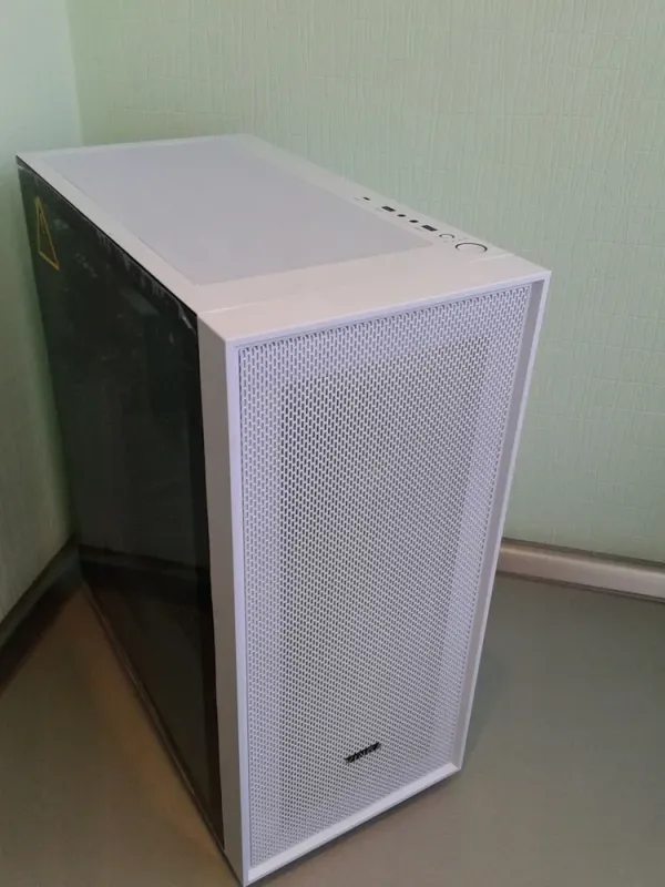 Сервер Vinga Midi Tower / 2x Intel Xeon E5-2680 v4 (14 (28) ядер по 2.4 - 3.3 GHz) / 1600 GB SSD NEW+4000 GB SAS / 256 GB DDR4 / 1000W Gold б/в - зображення 6
