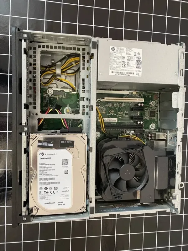 Комп'ютер Б-клас HP EliteDesk 800 G3 SFF / Intel Core i5-6500 (4 ядра по 3.2 - 3.6 GHz) / 8 GB DDR4 / 500 GB HDD / Intel HD Graphics 530 / DisplayPort б/в - зображення 5