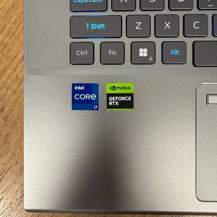 Ігровий ультрабук Acer Predator Triton PT16-51 / 16" (2560x1600) IPS / Intel Core i7-13700H (14 (20) ядер по 2.4 - 5.0 GHz) / 16 GB DDR5 / 1000 GB SSD / nVidia GeForce RTX 4070, 8 GB GDDR6, 128-bit / WebCam б/в - зображення 8