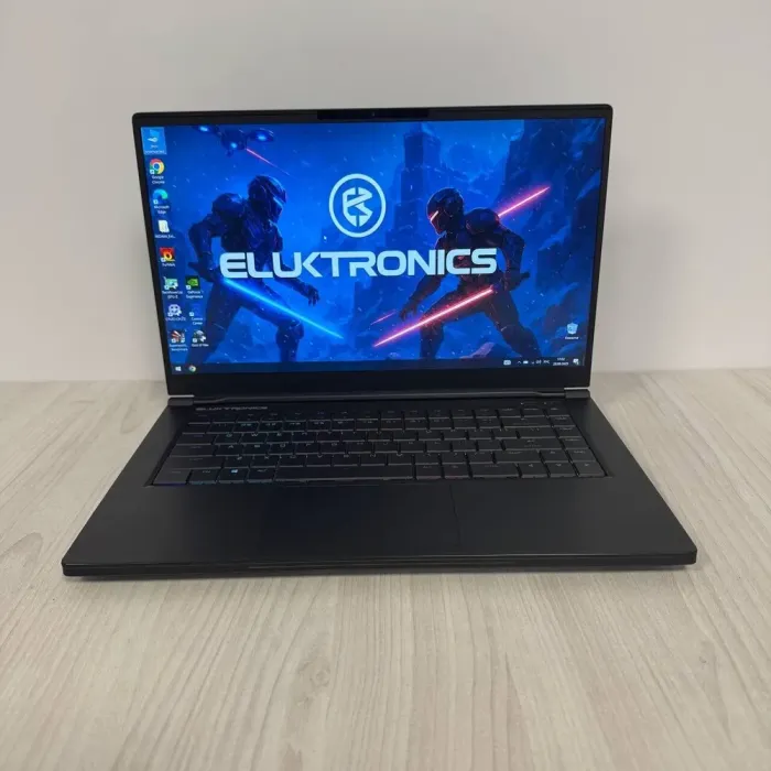 Ігровий ноутбук Eluktronics MAG-15 2070 / 15.6" (1920x1080) IPS / Intel Core i7-9750H (6 (12) ядер по 2.6 - 4.5 GHz) / 16 GB DDR4 / 512 GB SSD / nVidia GeForce RTX 2070 Max-Q, 8 GB GDDR6, 256-bit / WebCam б/в - зображення 2