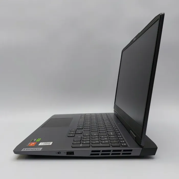 Ігровий ноутбук Lenovo LOQ / 15.6" (1920x1080) IPS / AMD Ryzen 7 7840HS (8 (16) ядер по 3.8 - 5.1 GHz) / 16 GB DDR5 / 512 GB SSD / nVidia GeForce RTX 4050, 6 GB GDDR6, 96-bit / WebCam б/в - зображення 5