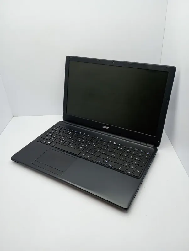 Ноутбук Acer E1-570 / 15.6" (1366x768) TN / Intel Core i3-3217U (2 (4) ядра по 1.8 GHz) / 6 GB DDR3 / 500 GB HDD / Intel HD Graphics 4000 / WebCam б/в - зображення 4