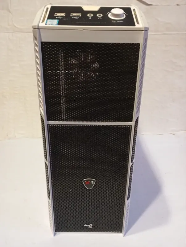 Ігровий ПК AeroCool X-Predator X1 Tower / Intel Core i7-6700 (4 (8) ядер 3,4 - 4,0 ГГц) / 16 ГБ DDR4 / 480 ГБ SSD + 2000 ГБ HDD / nVidia GeForce GTX 950 Strix, 2 ГБ GDDR5, 128-біт / 600 Вт б/в - зображення 2