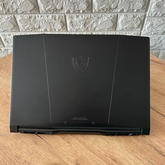 Ігровий ноутбук MSI Katana 15 B13VFK / 15.6" (1920x1080) IPS / Intel Core i7-13620H (10 (16) ядер по 3.6 - 4.9 GHz) / 16 GB DDR4 / 1000 GB SSD / nVidia GeForce RTX 4060, 8 GB GDDR6, 128-bit / WebCam б/в - зображення 3