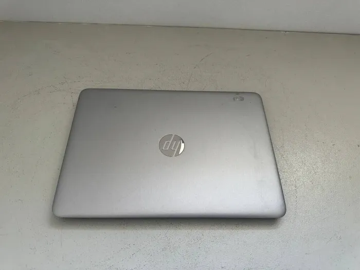 Ультрабук Б-клас HP EliteBook 745 G4 / 14" (1366x768) TN / AMD PRO A10-8730B (4 ядра по 2.4 - 3.3 GHz) / 8 GB DDR4 / 128 GB SSD / AMD Radeon R5 Graphics / WebCam / DisplayPort б/в - зображення 5