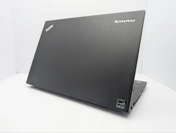Ноутбук Lenovo ThinkPad T440s / 14" (1600x900) TN / Intel Core i5-4300U (2 (4) ядра по 1.9 - 2.9 GHz) / 8 GB DDR3 / 120 GB SSD / Intel HD Graphics 4400 / WebCam б/в - зображення 8