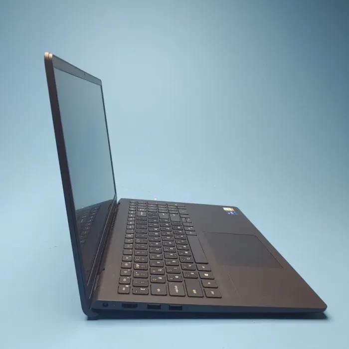 Ноутбук Б-клас Dell Inspiron 15 3511 / 15.6" (1920x1080) IPS / Intel Core i7-1165G7 (4 (8) ядра по 2.8 - 4.7 GHz) / 8 GB DDR4 / 512 GB SSD / Intel Iris Xe Graphics / WebCam / Win 11 Pro б/в - зображення 3