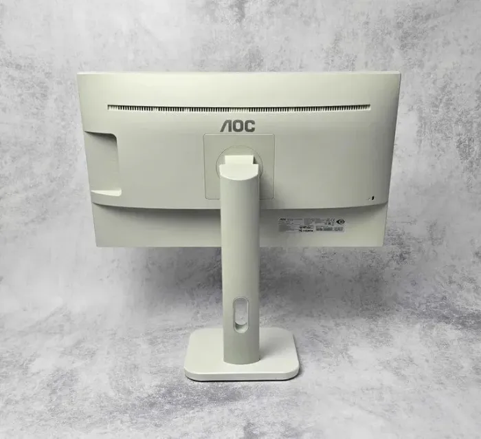 Монітор AOC 24P1 / 24" (1920x1080) IPS / 1x HDMI, 1x DisplayPort, 1x DVI, 1x VGA, 4x USB 3.0, 2x Audio / 2x 2.0W / VESA 100x100 / Pivot б/в - зображення 4