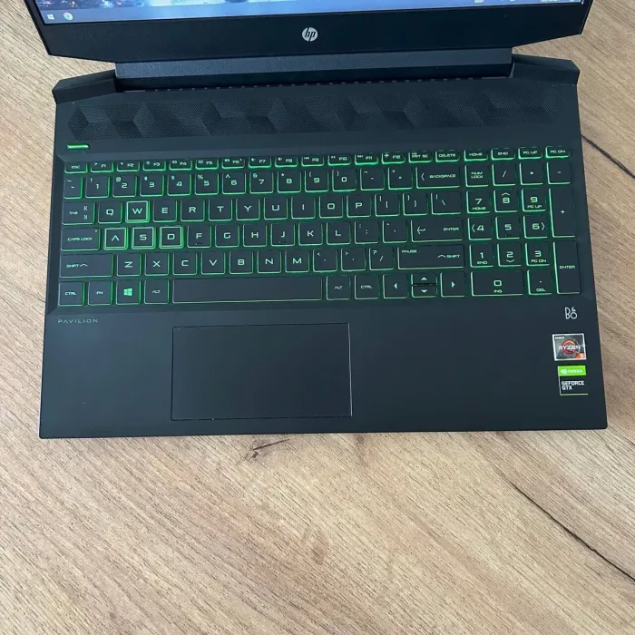 Ігровий ноутбук Б-клас HP Pavilion Gaming 15-ec0013dx / 15.6" (1920x1080) IPS / AMD Ryzen 5 3550H (4 (8) ядер по 2.1 - 3.7 GHz) / 8 GB DDR4 / 256 GB SSD NVMe / nVidia GeForce GTX 1050, 3 GB GDDR5, 96-bit / WebCam б/в - зображення 7