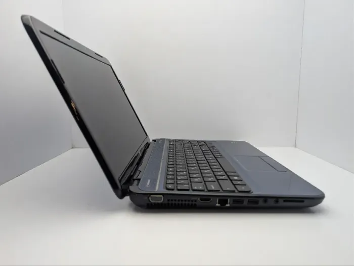 Ноутбук HP Pavilion G6 / 15.6" (1366x768) TN / AMD A6-4400M (2 ядра по 2.7 - 3.2 GHz) / 8 GB DDR3 / 120 GB SSD / AMD Radeon HD 7670M, 1 GB GDDR3, 128-bit / WebCam / DVD-ROM б/в - зображення 4