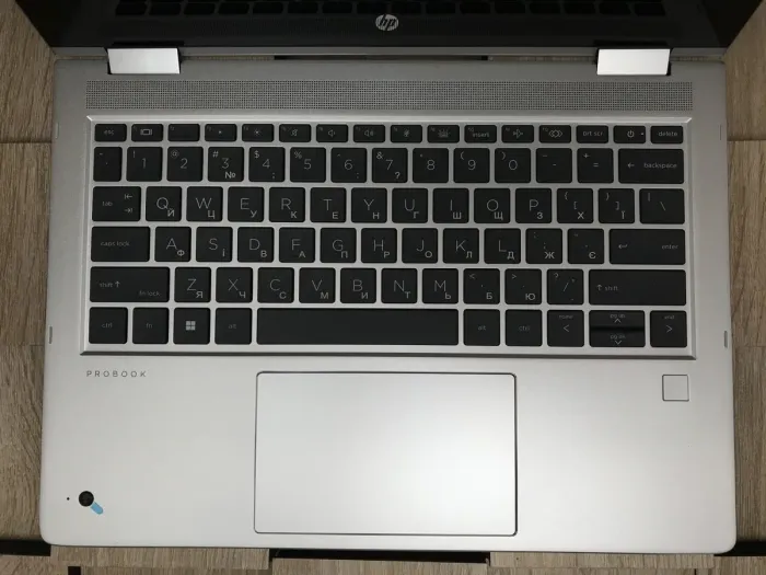 Ноутбук-трансформер Б-клас HP ProBook x360 435 G8 / 13.3" (1920x1080) IPS Touch / AMD Ryzen 7 5800U (8 (16) ядра по 1.9 - 4.4 GHz) / 16 GB DDR4 / 256 GB SSD M.2 / AMD Radeon Graphics / WebCam б/в - зображення 4