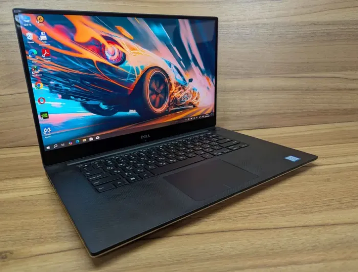 Ігровий ноутбук Dell XPS 15 9570 / 15.6" (3840x2160) IPS Touch / Intel Core i7-8750H (6 (12) ядер по 2.2 - 4.1 GHz) / 16 GB DDR4 / 512 GB SSD / nVidia Geforce GTX 1050, 4 GB GDDR5, 128-bit / HDMI / Windows 10 б/в - зображення 4